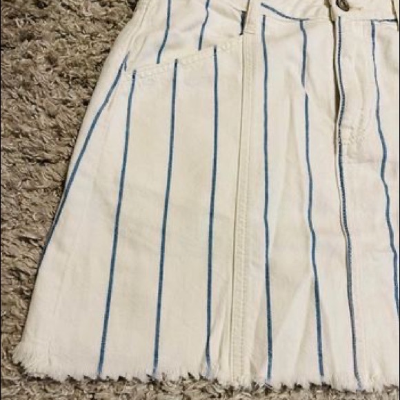 American eagle a line denim miniskirt size 4 - Picture 4 of 9